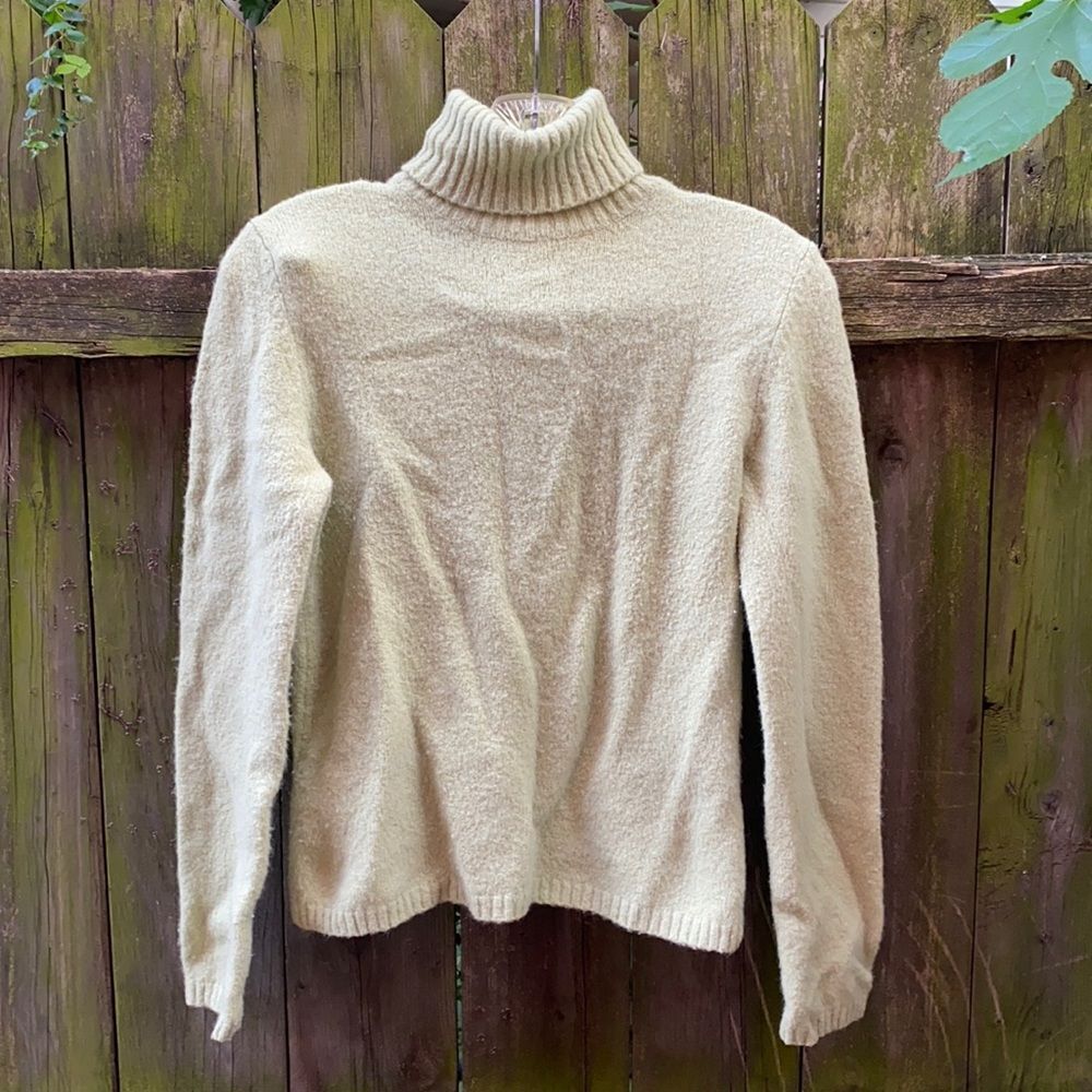 Merona green turtleneck sweater sz. S